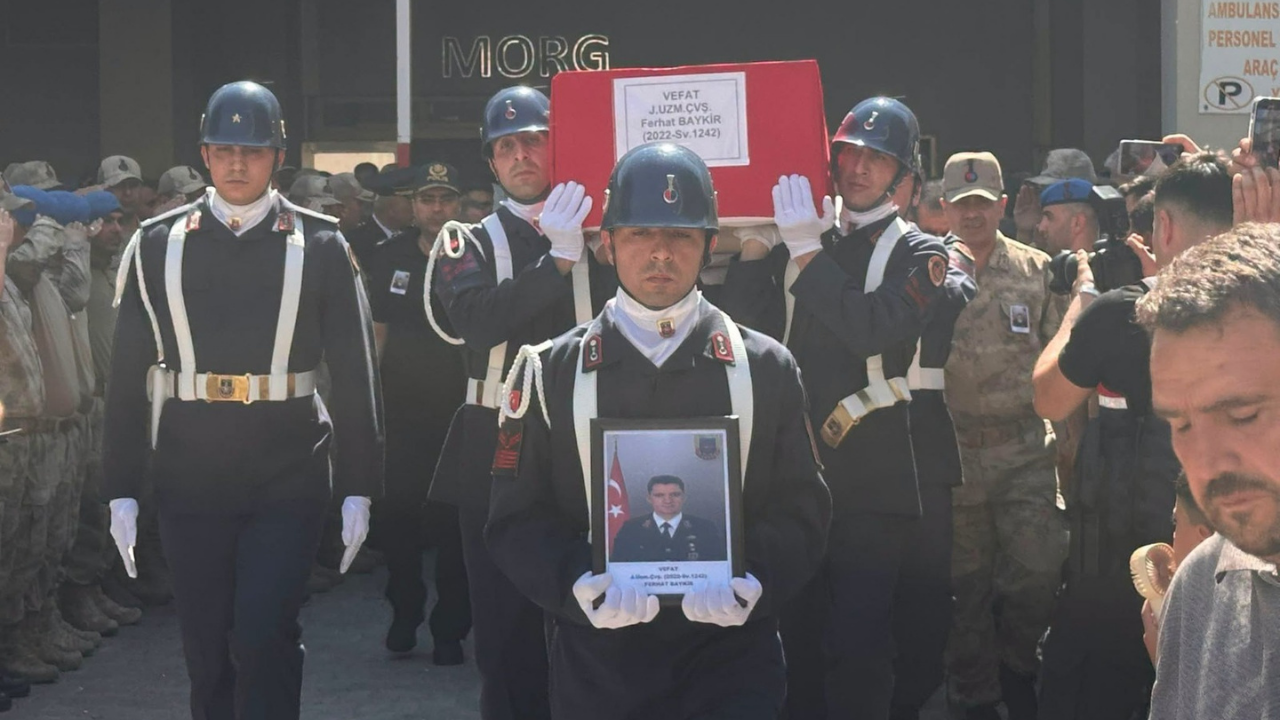 Urfa'da hayatını kaybeden uzman çavuş son yolculuğuna uğurlandı!