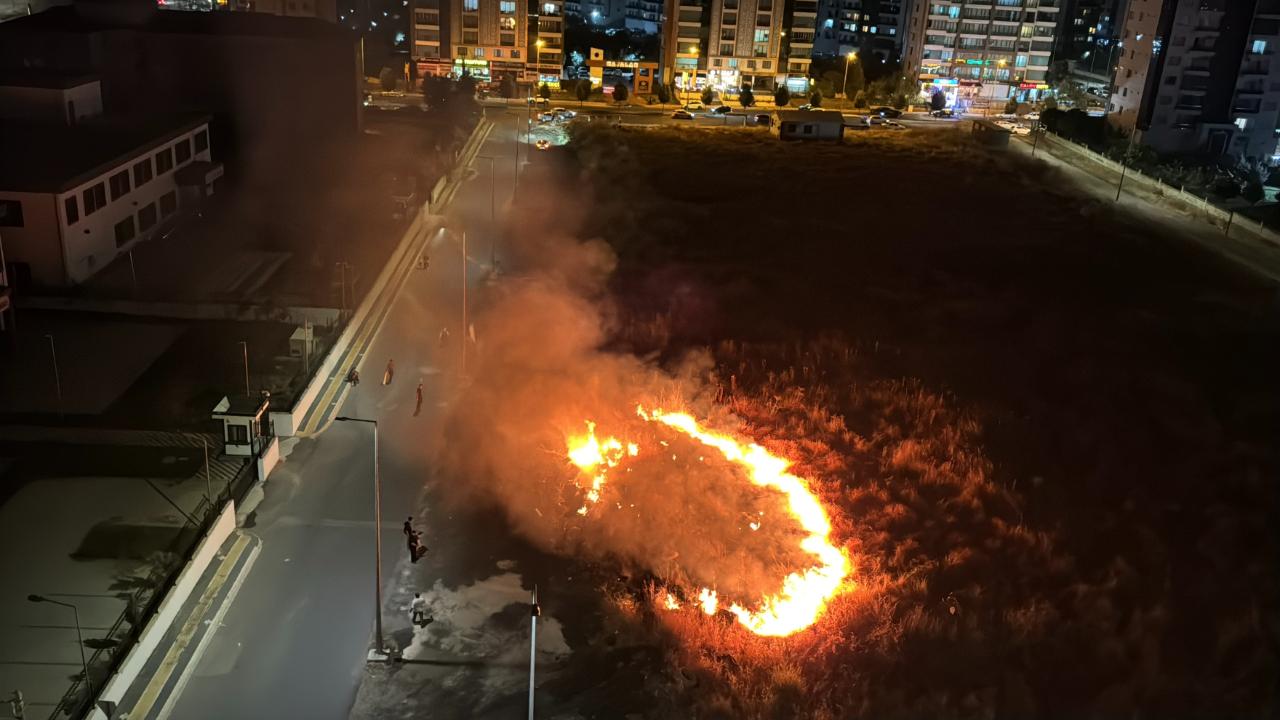Anız yangını korku ve paniğe yol açtı!