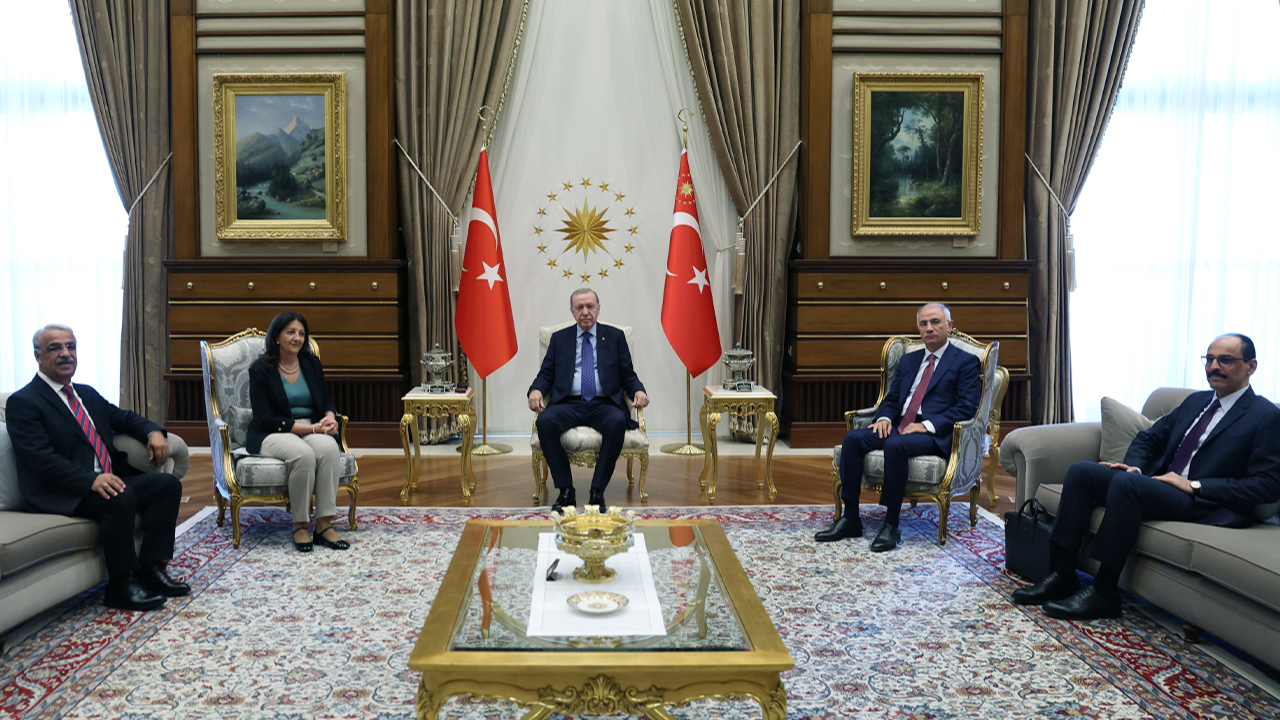 Cumhurbaşkanı Erdoğan, DEM Parti İmralı heyetini kabul etti!