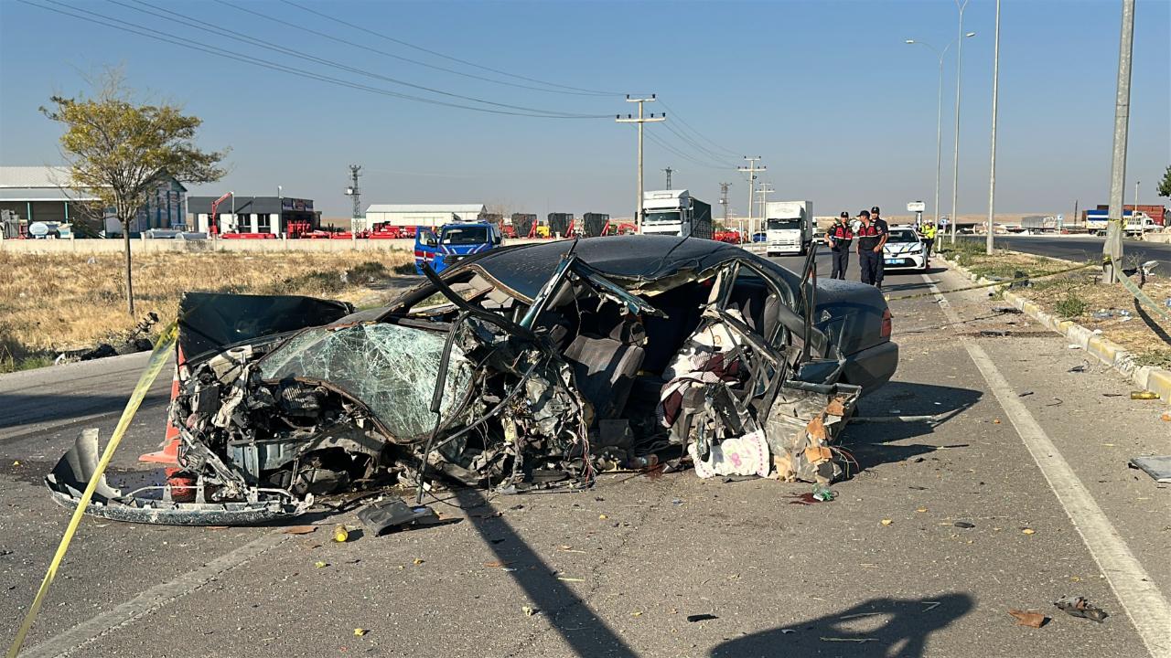 Feci kaza: Ölü ve yaralılar var!