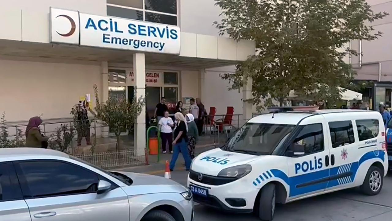 Hastanede şoke eden olay! Bebeğini çöp kutusuna attı!