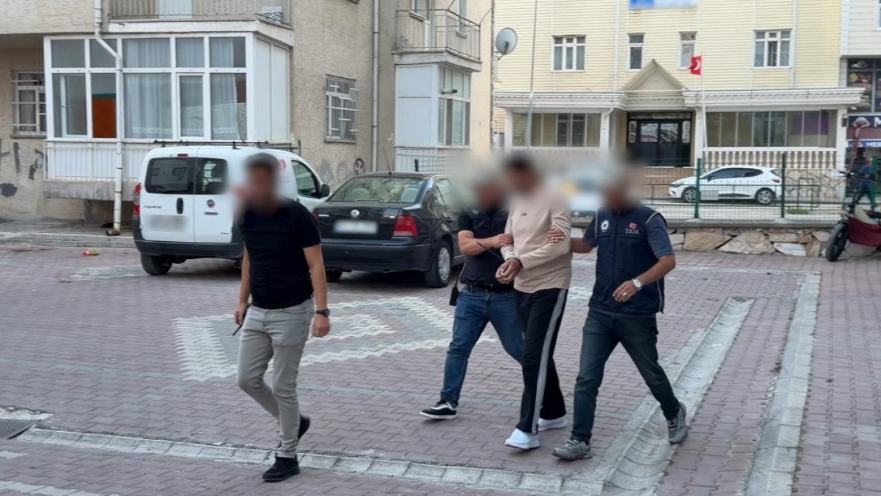 Kırmızı bültenle aranan şahıs yakalandı!