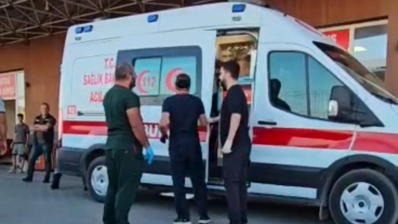 Motosiklet ile kamyonet çarpıştı!