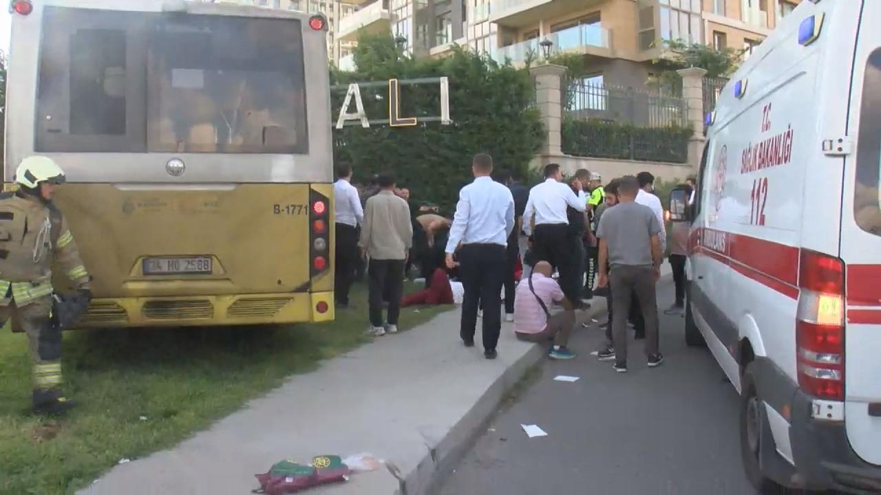 Otobüs sitenin bahçe duvarına çarptı: Ölü ve yaralı var!