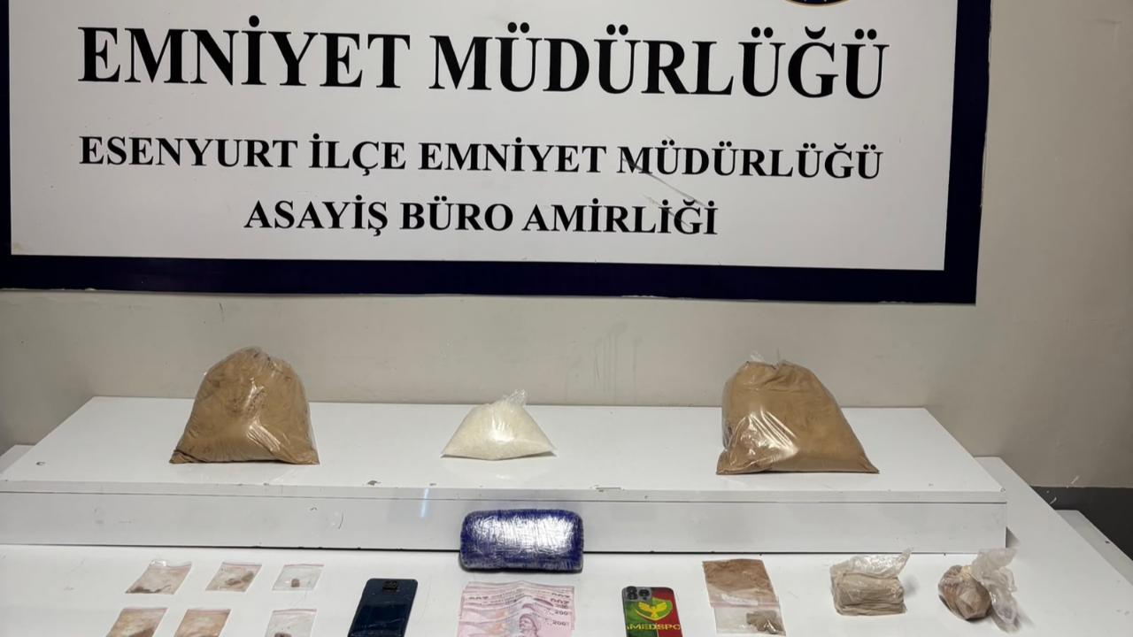 Zehir tacirlerine dev operasyon!
