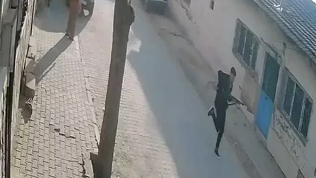 11 öğrenciyi yaralayan saldırgan ve ailesi gözaltına alındı