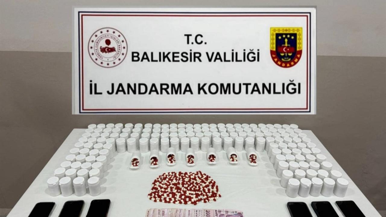 Dev uyuşturucu operasyonu: Çok sayıda madde ele geçirildi!