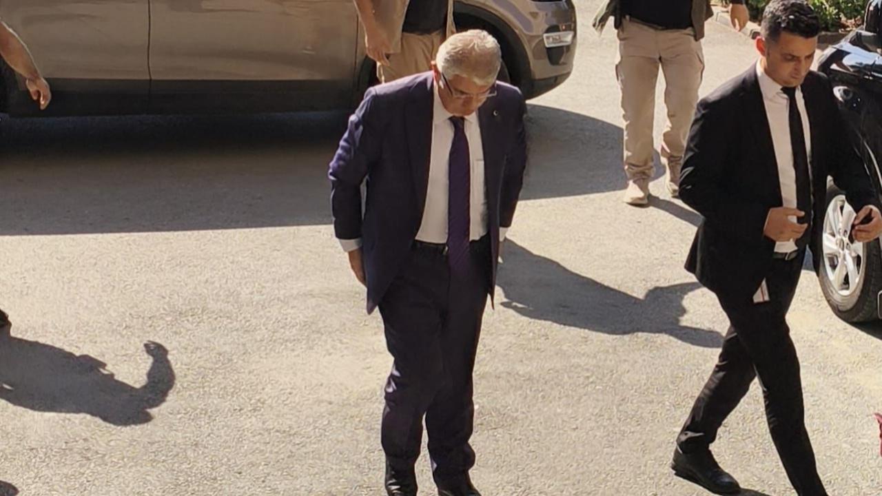 Eski Bakan İdris Naim Şahin’e yurt dışı çıkış yasağı!