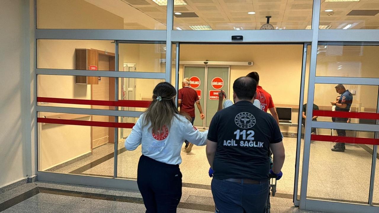 Gasp edilmek istenilen genç bıçaklandı!
