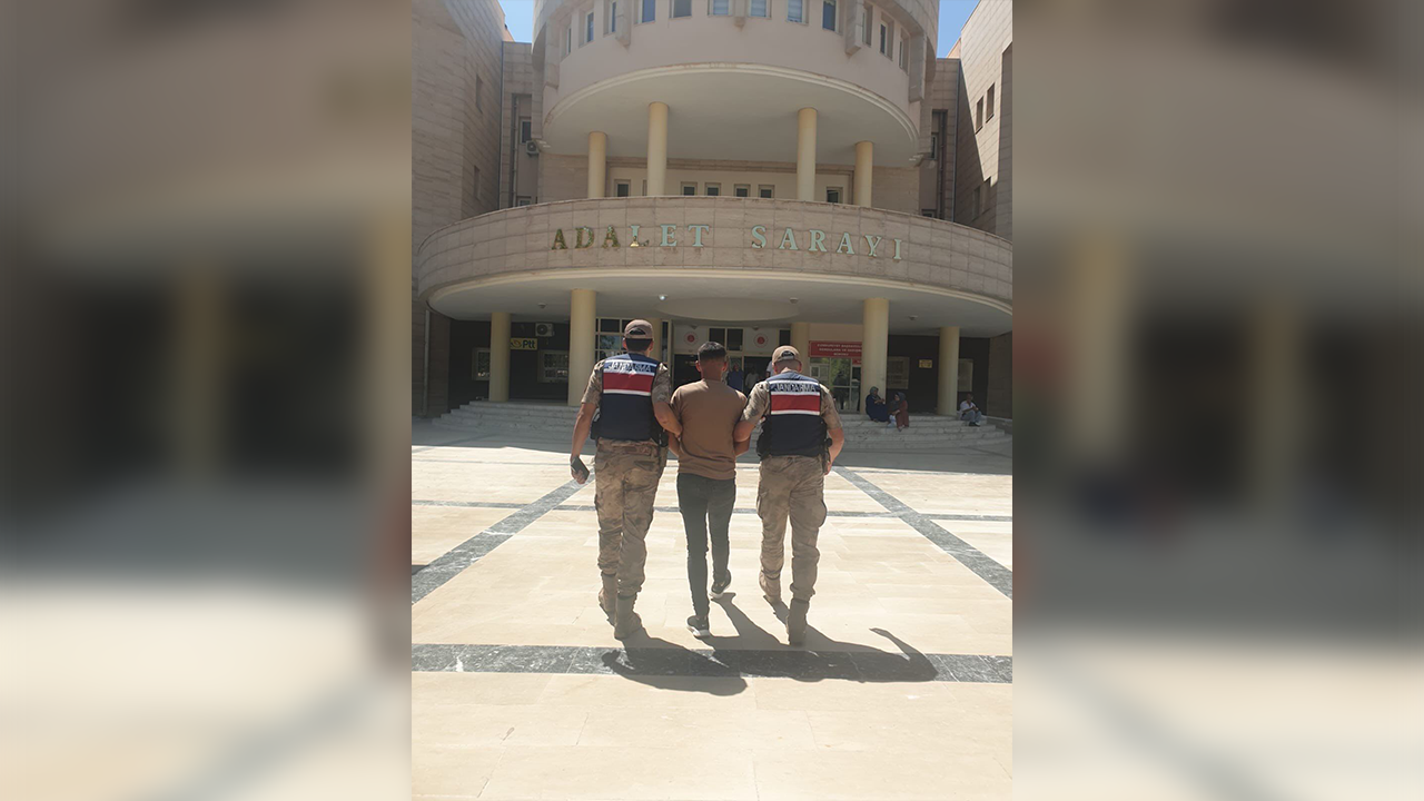 Şanlıurfa'da hırsızlık suçundan aranan şahıs yakalandı!