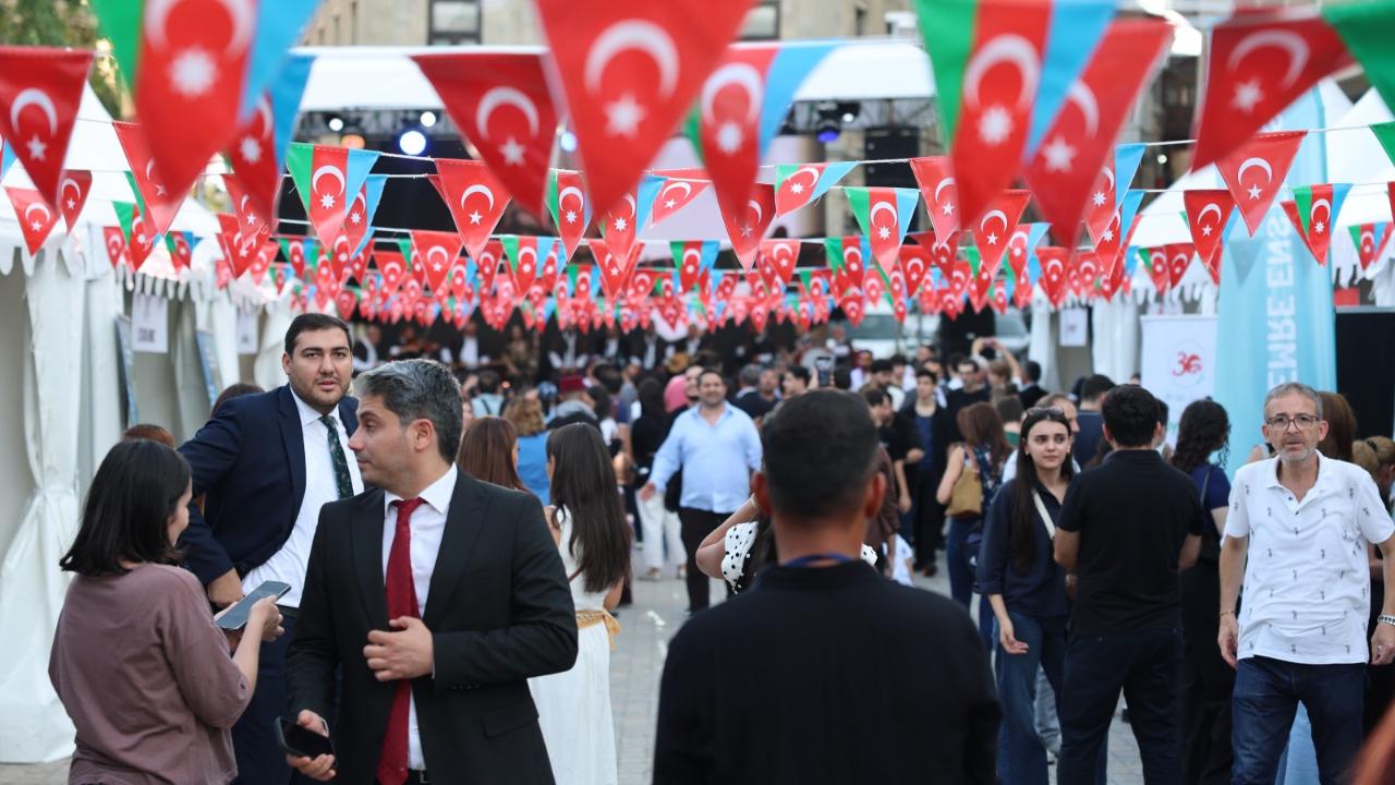 Şanlıurfa’nın kültürü Bakü’de gönülleri buluşturdu!