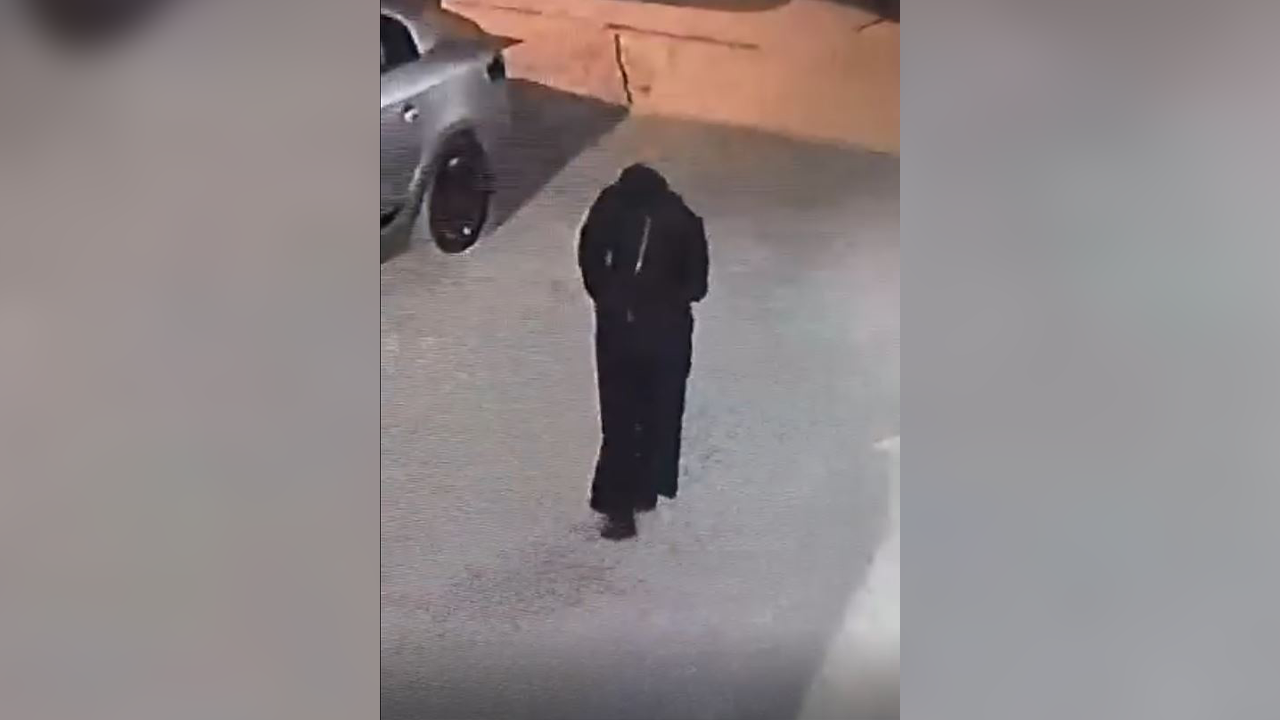 Urfa’da bir şahıs aracı ateşe verdi: O anlar kamerada!