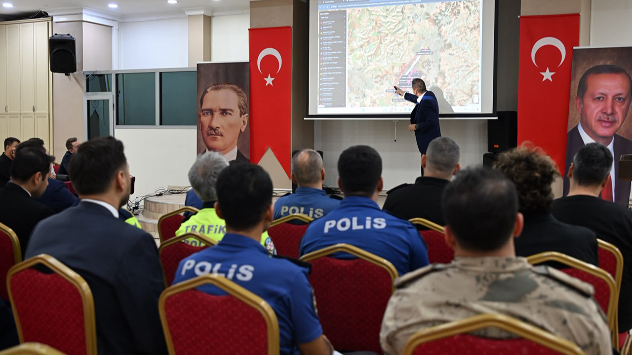 Urfa'da TEKNOFEST Güneydoğu için güvenlik toplantısı düzenlendi!