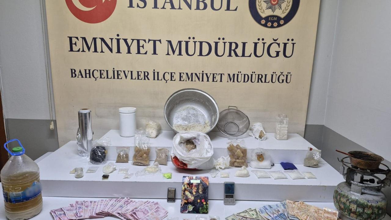 Zehir tacirlerine dev operasyon!