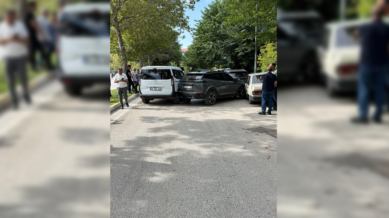 Zincirleme kaza: Çok sayıda yaralı var!