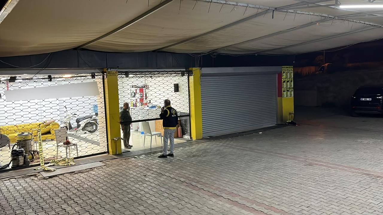 Oto yıkamacıdaki tartışma kanlı bitti!