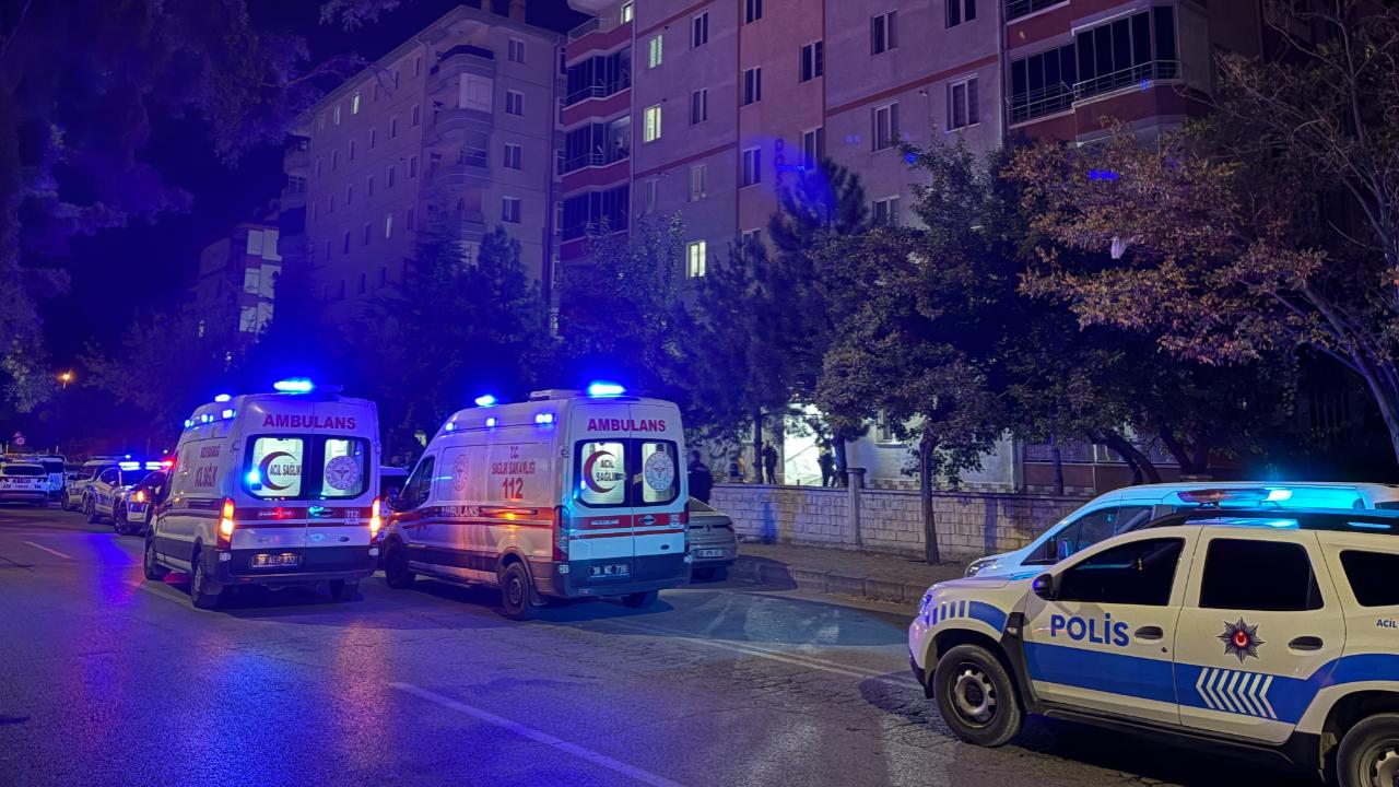 Babasını öldürdü! Ardından intihar girişiminde bulundu