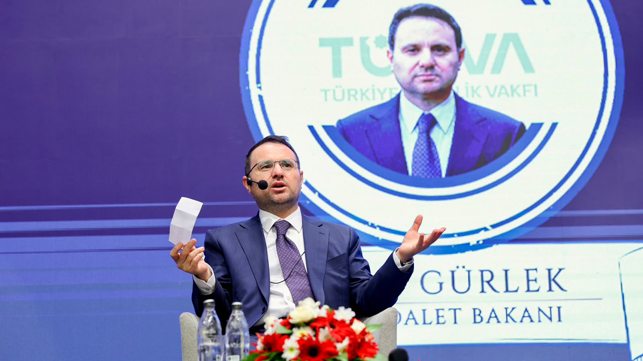 Bakan Gürlek: "Hiçbir suç odağının karşısında geri adım atmayacağız"