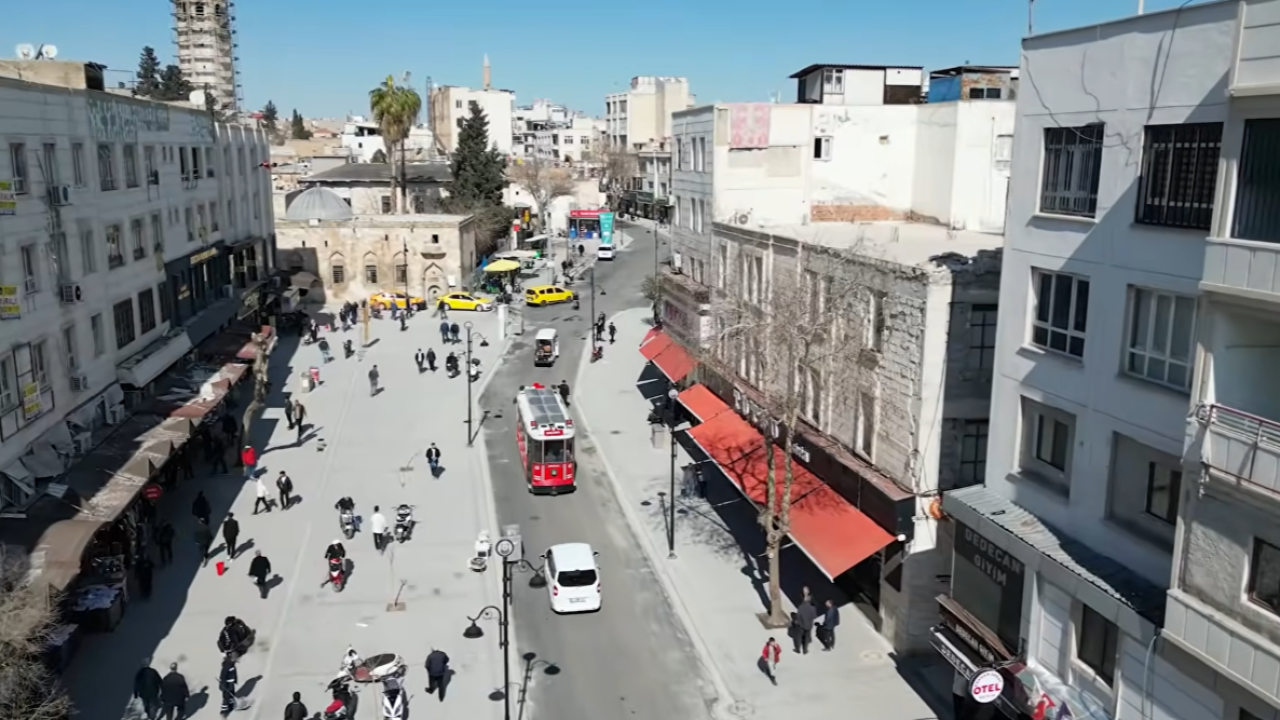 Büyükşehir Belediyesi duyurdu: O yol trafiğe açıldı
