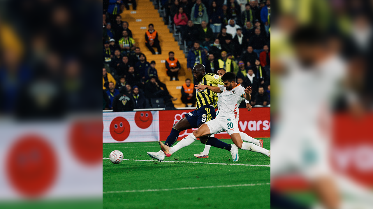 Fenerbahçe evinde Corendon Alanyaspor’u mağlup etti!