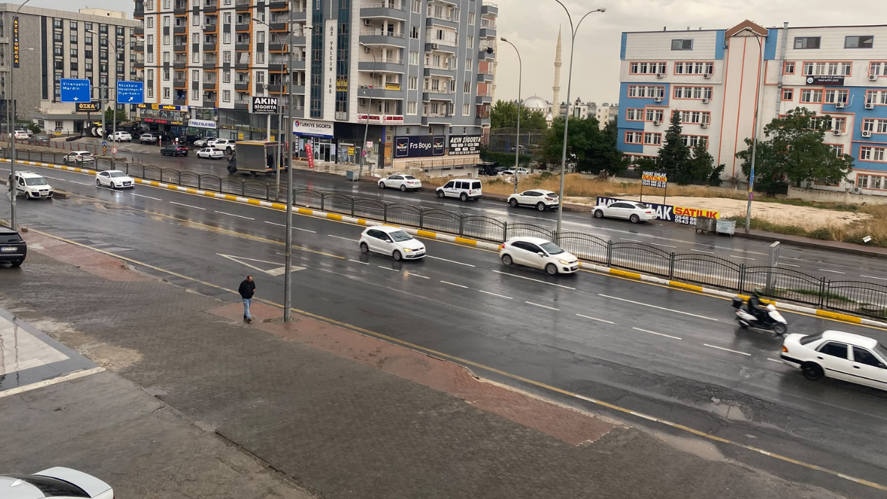 Şanlıurfa’da sağanak yağış etkili oldu