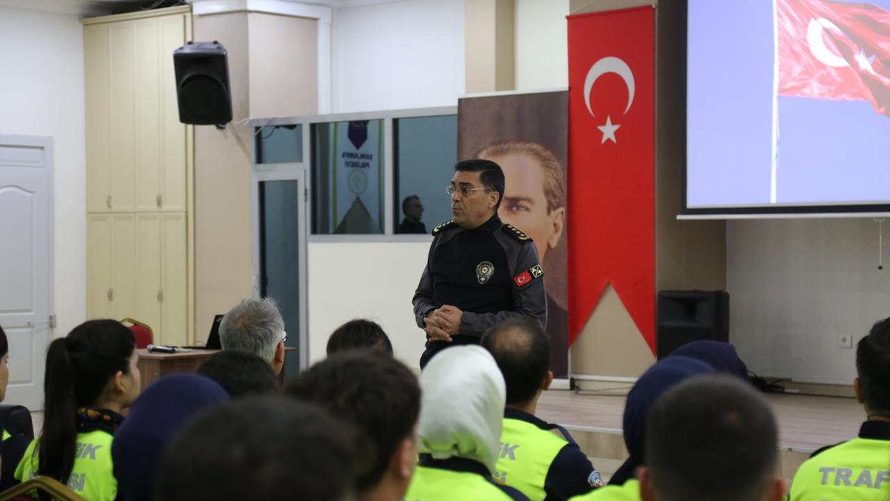 Şanlıurfa’da trafik güvenliği masaya yatırıldı