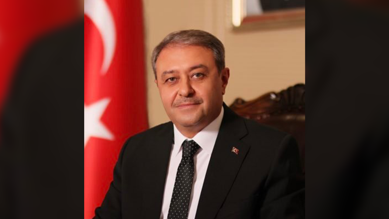 Vali Şıldak: “Bütün yolcular güvenli şekilde tahliye edilmiştir”