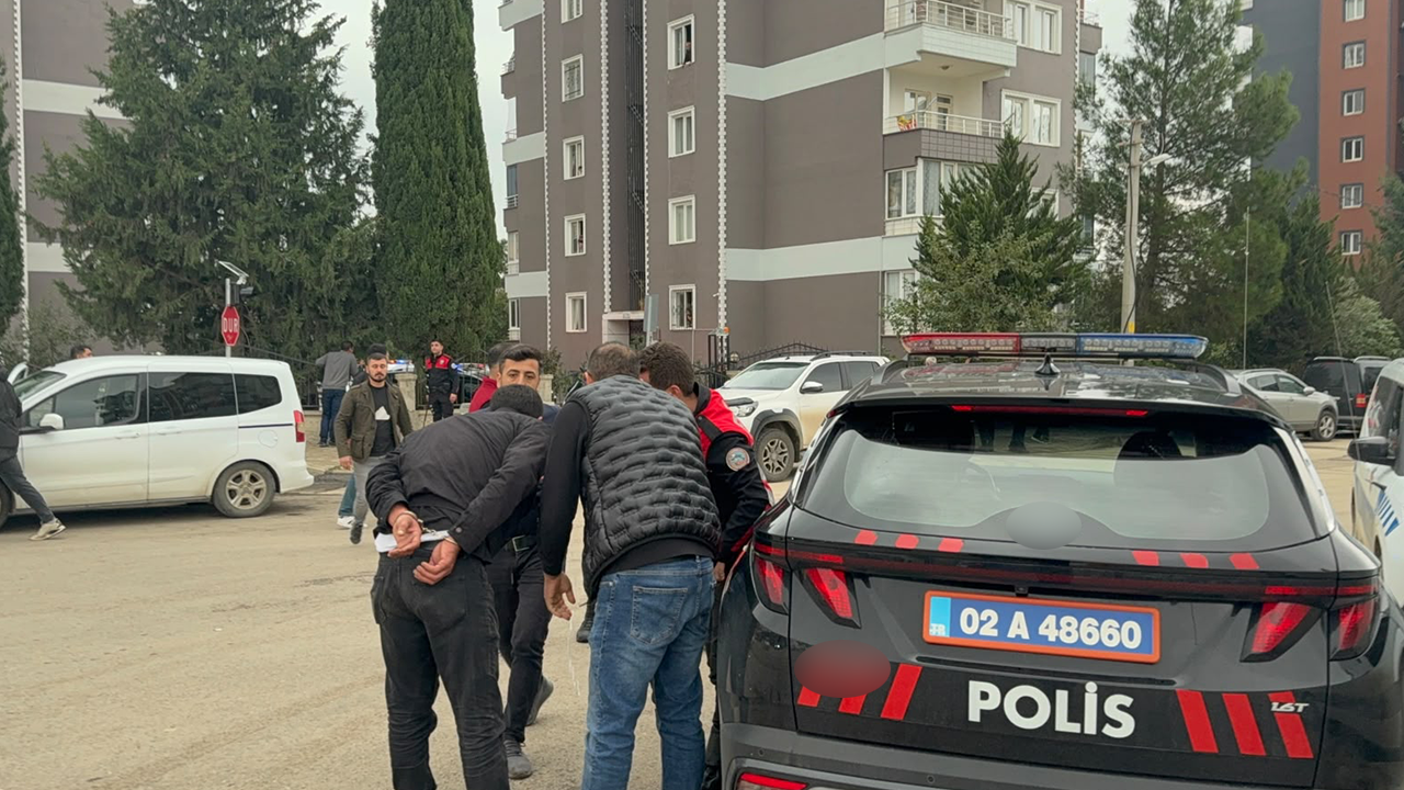 Site içinde kavga: Çok sayıda gözaltı!
