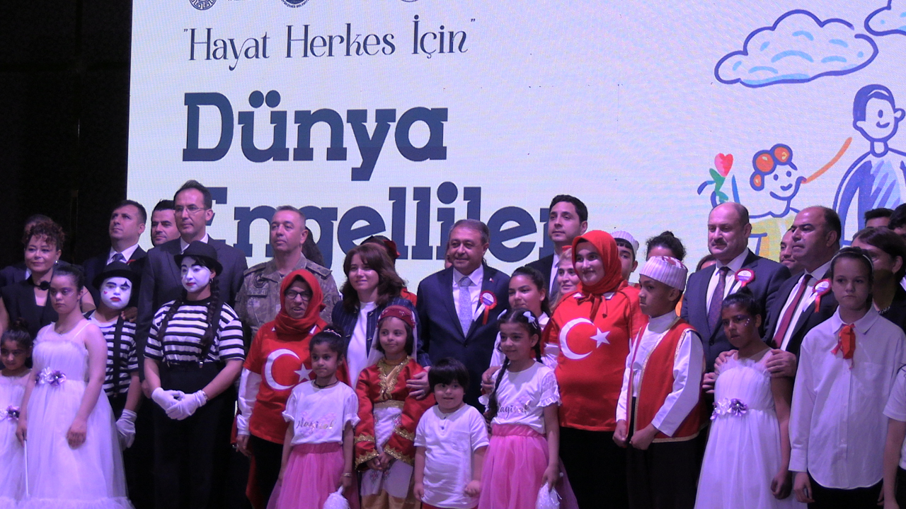 Şanlıurfa’da Engelli Gösterileri Büyüledi!