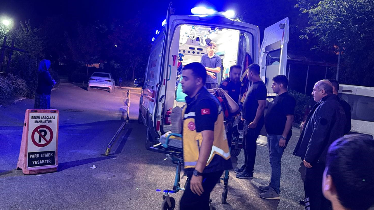 İki otomobil çarpıştı: Çok sayıda yaralı!