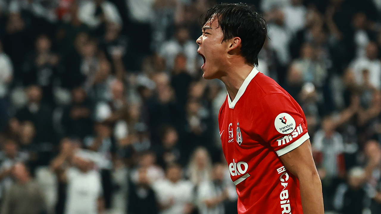 Beşiktaş sahasında Başakşehir'i mağlup etti!