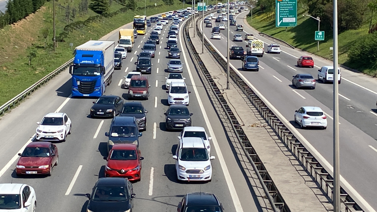 Araç sahipleri dikkat: Akaryakıtta yeni zam kapıda!
