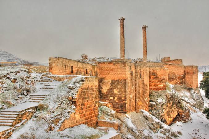 URFA’DA HER BAŞARI BİR YARA TAŞIR