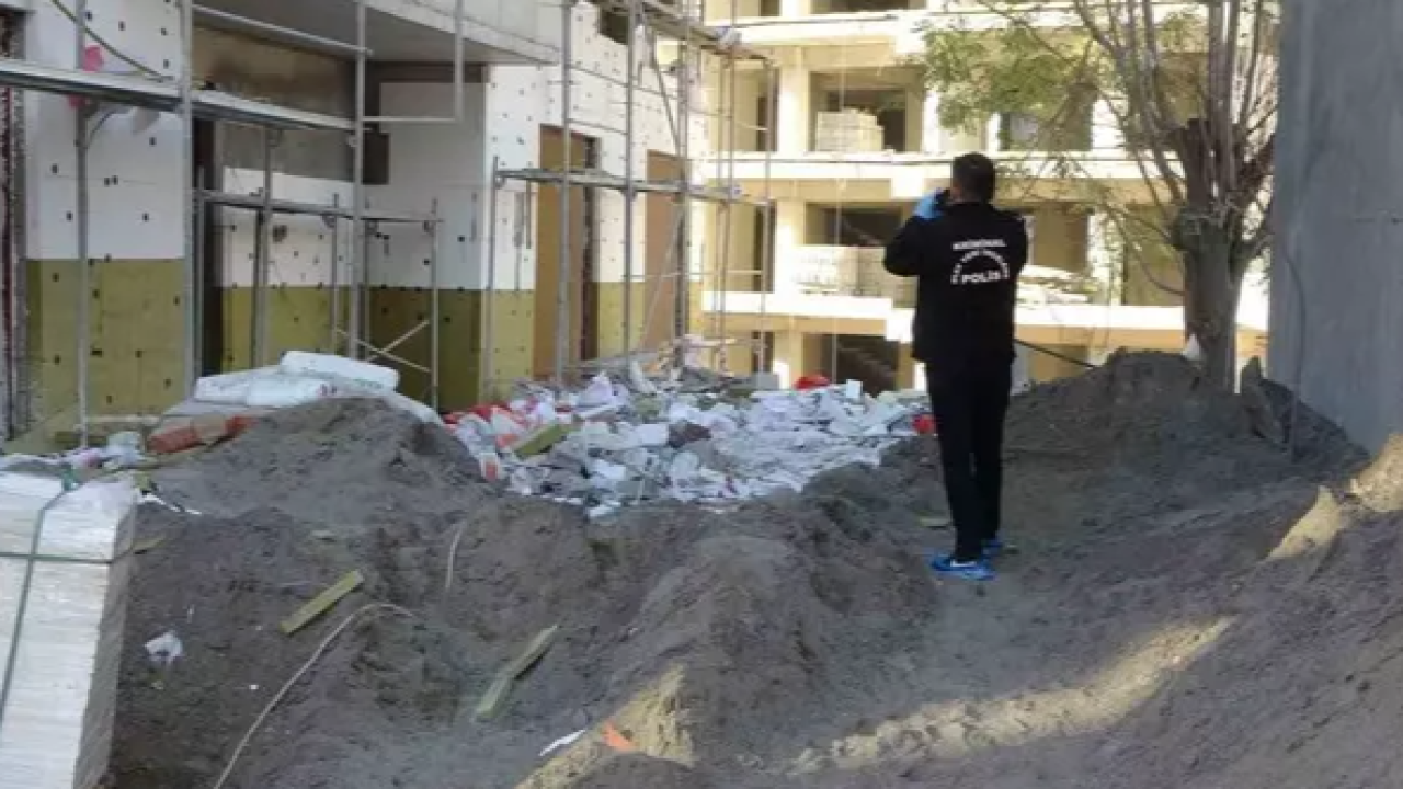 Malatya'da İnşaattan Düşen İşçi Yaralandı