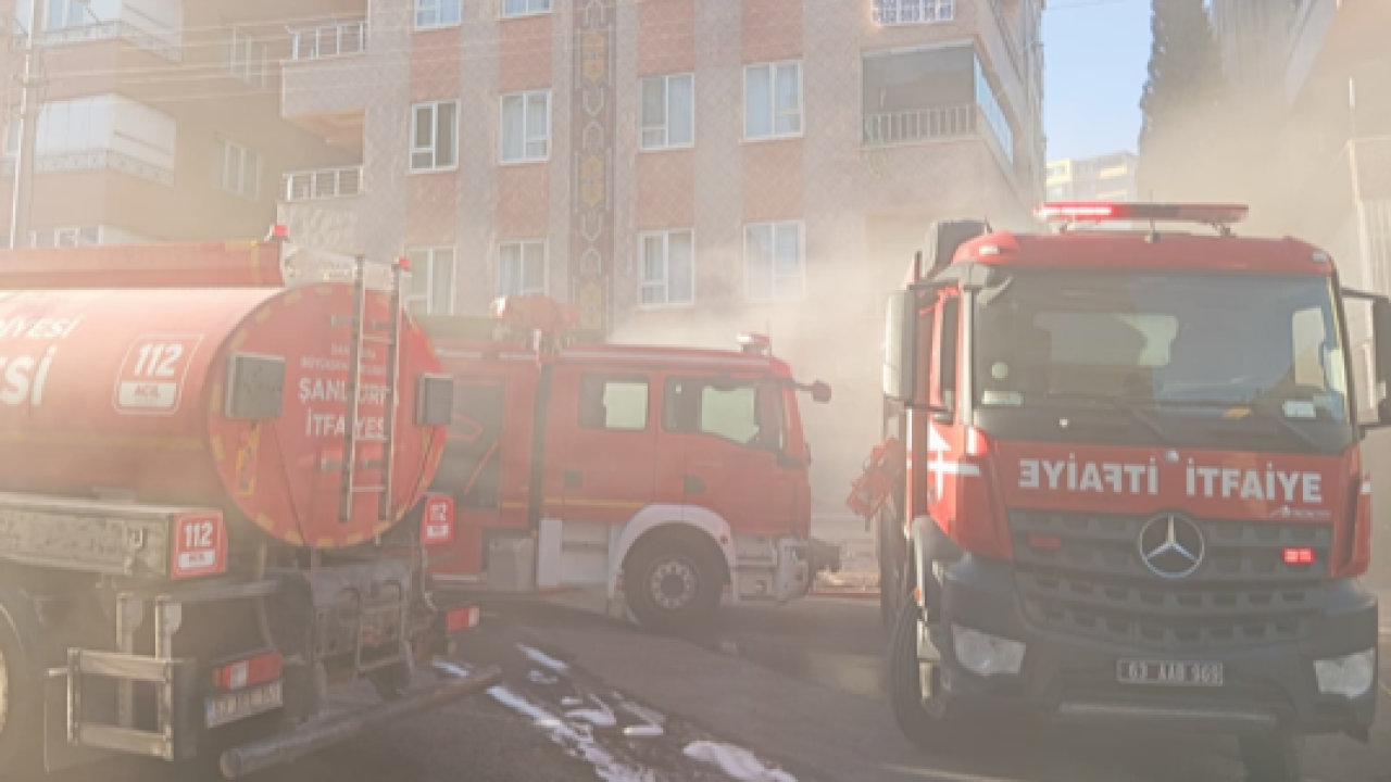 Şanlıurfa’da Medikal Ürün Deposunda Yangın Çıktı