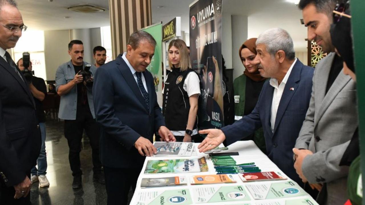 Vali Şıldak’tan Gençlere Umut: “Hayata Tutunuyorum” Projesi