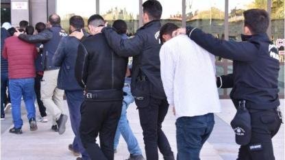 Öğretmen Olacaktı, Çete Lideri Oldu