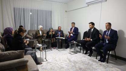 Bakan Göktaş, Şanlıurfa’da bir ailenin iftar sofrasına konuk oldu