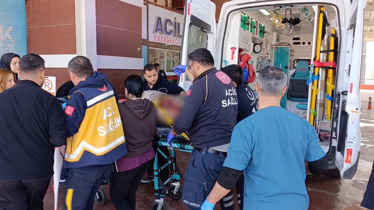 Tekeri çıkan otomobil takla attı!