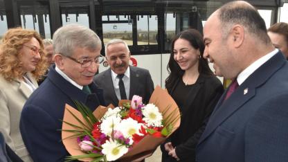 Eski Başbakan Davutoğlu Şanlıurfa'da!