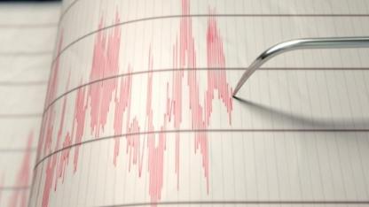 Erzincan'da şiddetli deprem!