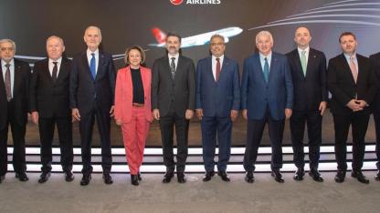 Türk Hava Yolları'nda devir teslim töreni!