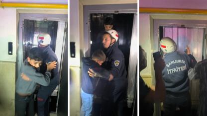 Urfa'da 3 çocuk asansörde mahsur kaldı!