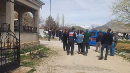 Aile faciası! 4 çocuk annesi eşini öldürüp intihar etti!
