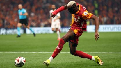Galatasaray, Süper Lig'de üst üste 4'üncü kez şapiyonluğunu ilan etti!