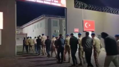 Urfa'da zehir tacirlerine ağır darbe: Çok sayıda göz altı!