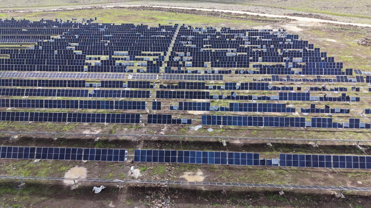 Viranşehirdeki hortum milyonlarca liralık zarara yol açtı!