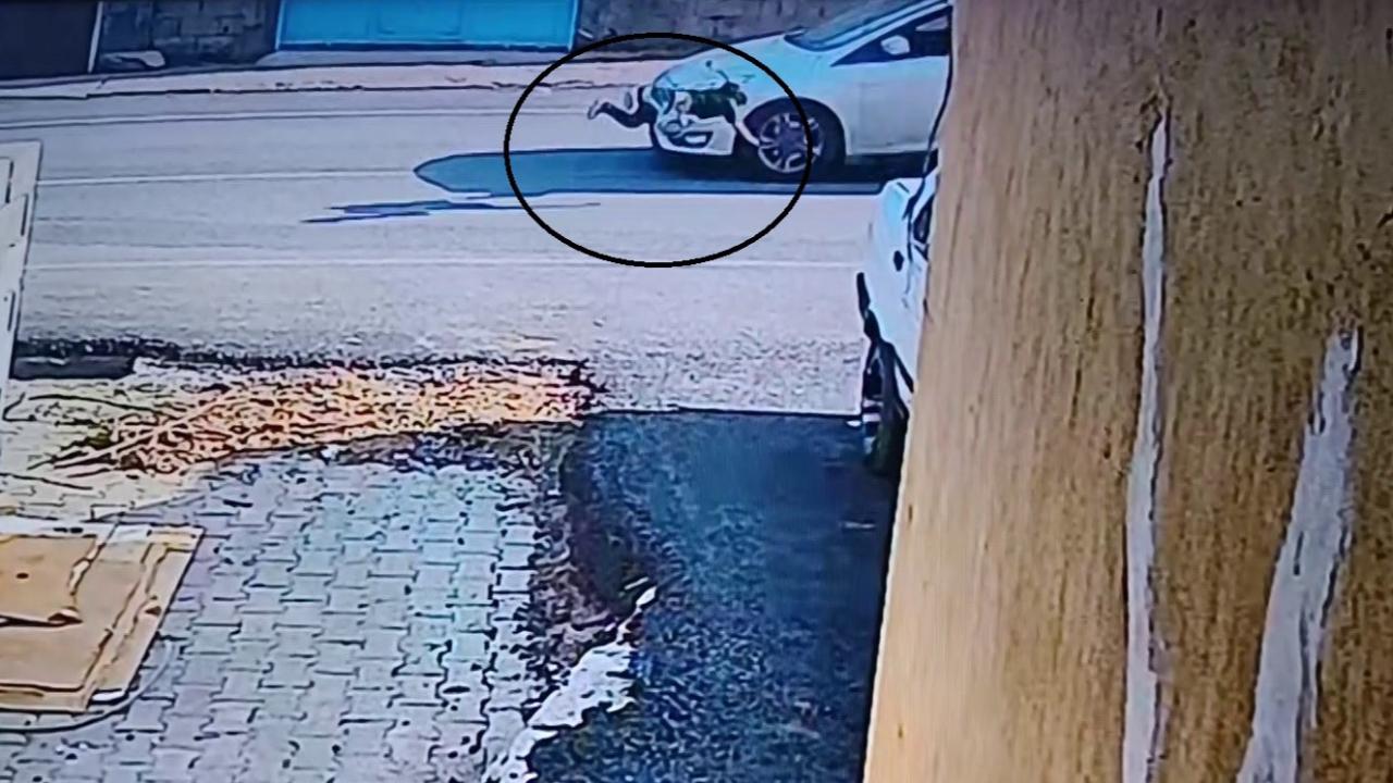 Yola fırlayan çocuğa otomobil çarptı!