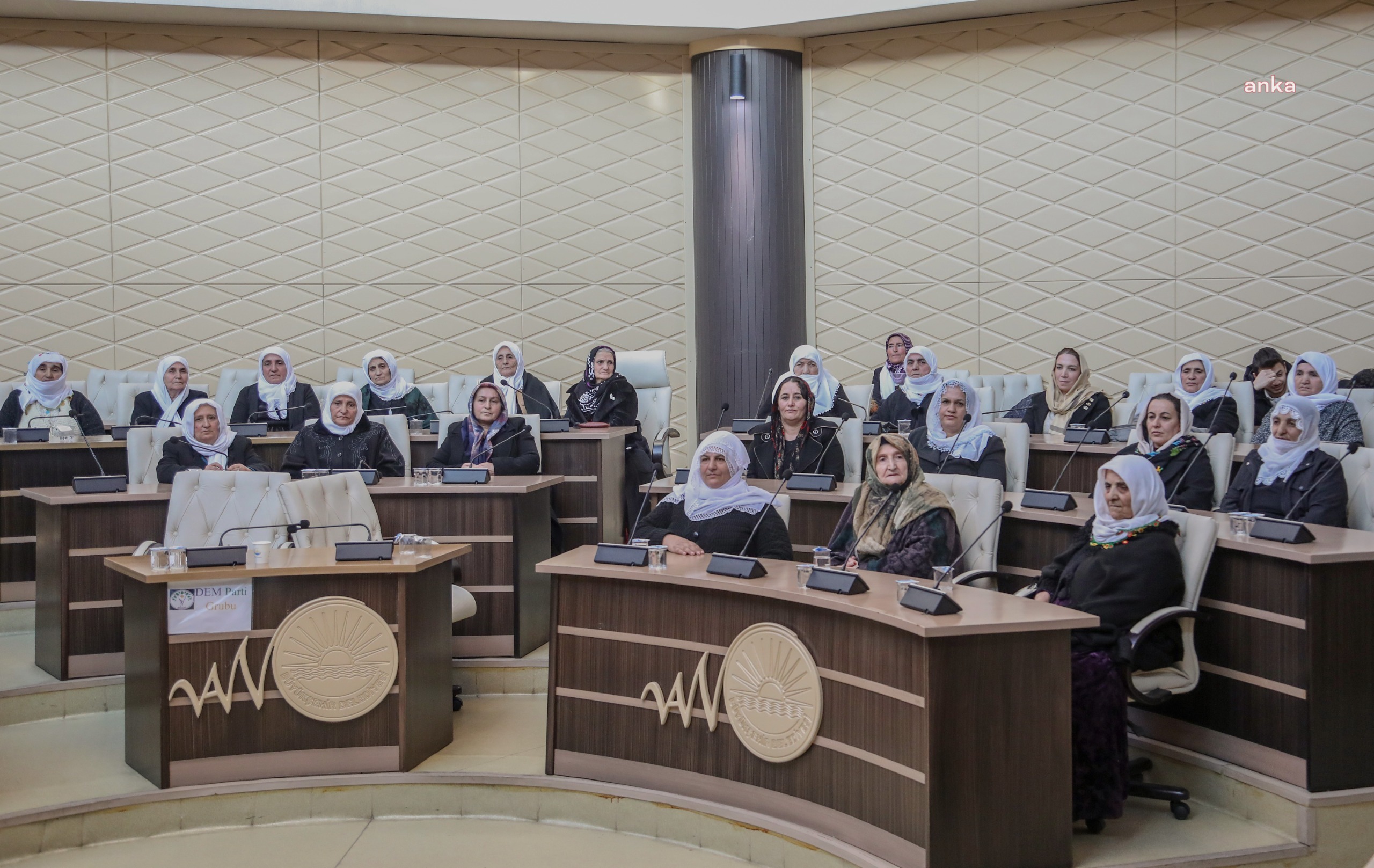 ABDULLAH ZEYDAN: BIZLER HER ZAMAN HALKIMIZA HIZMET ETMEYE DEVAM EDECEĞIZ VE GÖREVIMIZ BAŞINDAYIZ