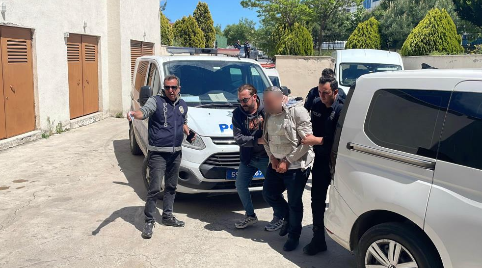 Aile İçi Katliam: Baba-Oğul Tartışması Kanlı Bitti!